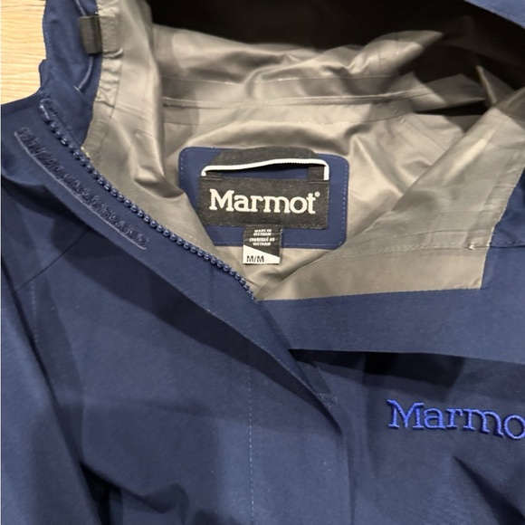 Marmot Minimalist Gore-tex Arctic Navy Rain Jacket Women’s Sz Medium. Like New - Picture 3 of 3